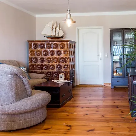 Ferienhaus Darßer Koje *